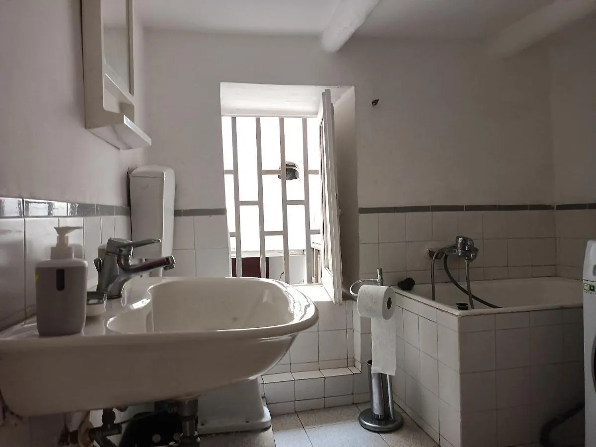 Homestay Lucky House Apartment Naples Italy